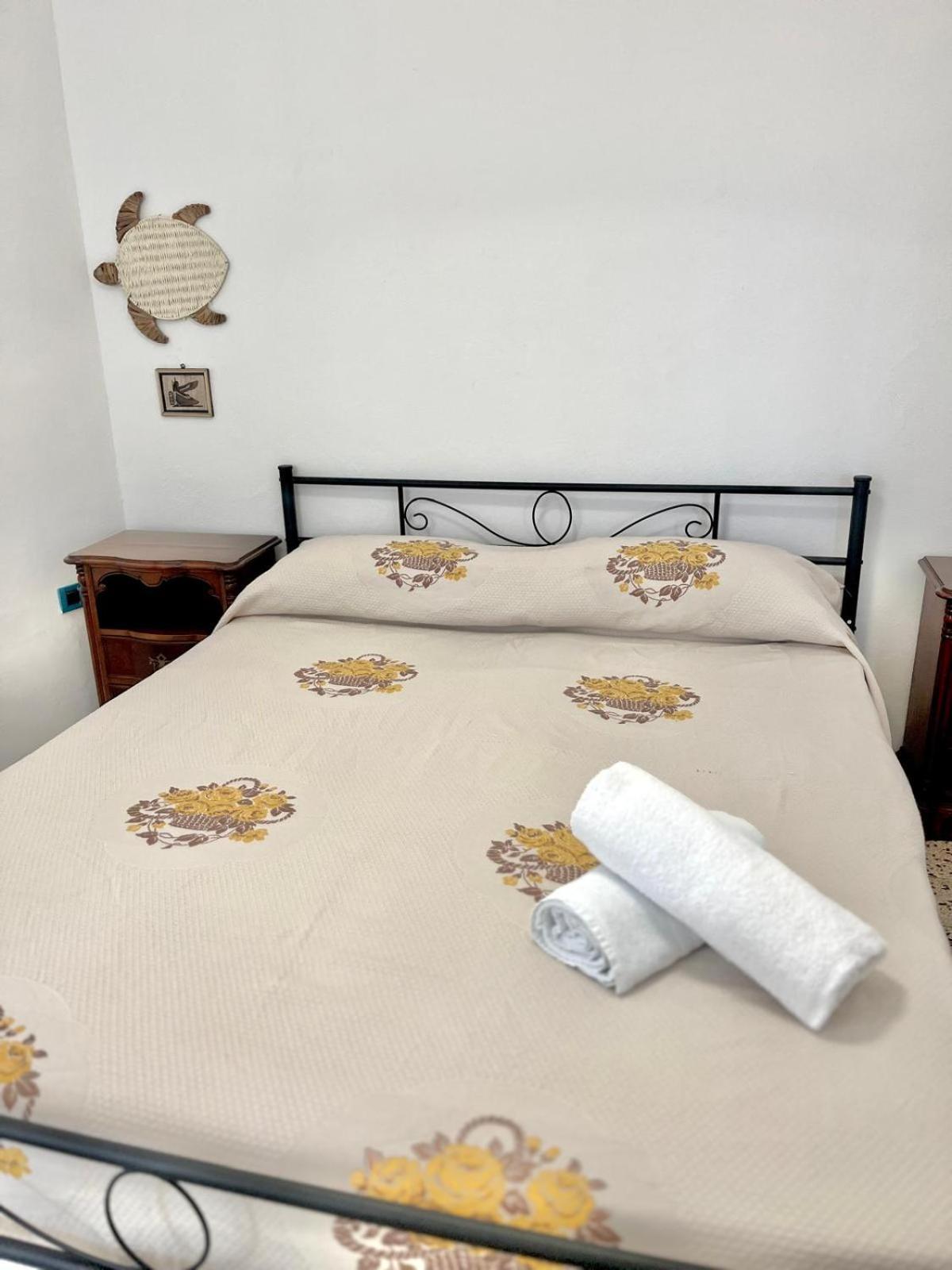 Rooms For Rent Livorno-Center Kültér fotó